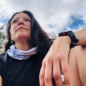 Meet your Posher, Crystal